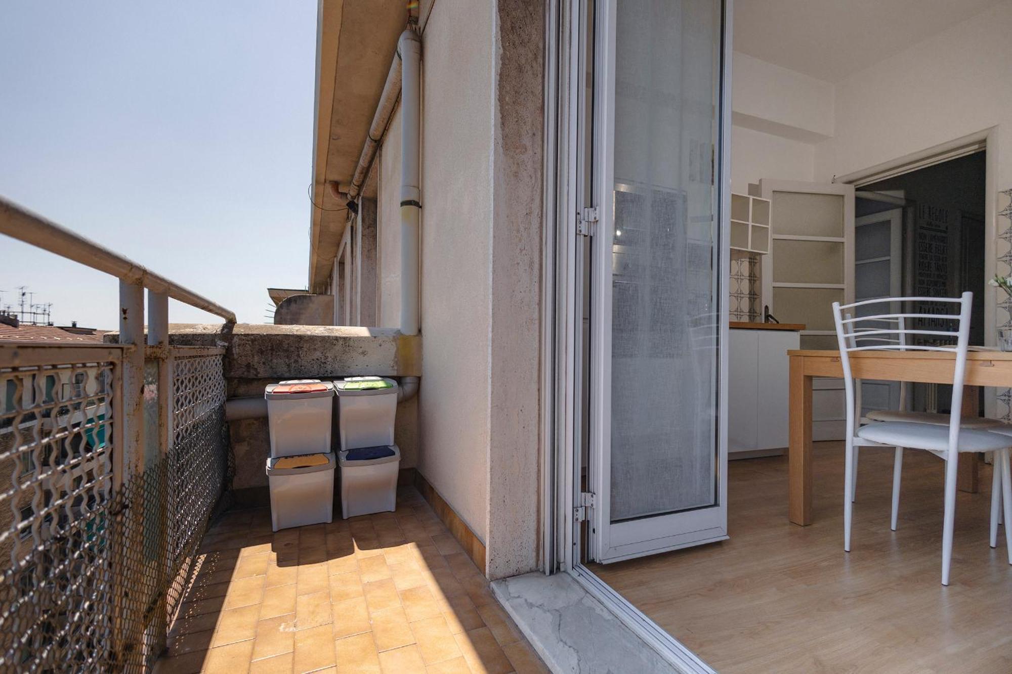 "L'Attico Bianco" City View 10 M A Piedi Dal Mare Savona Exterior foto