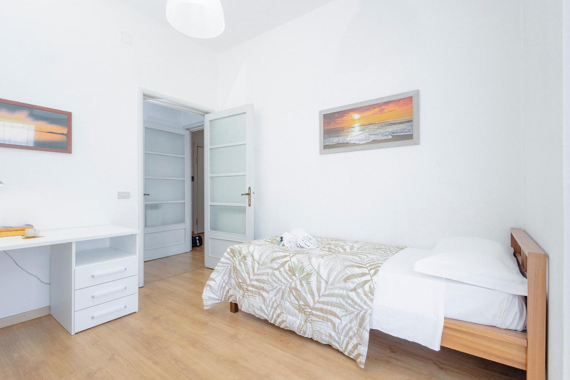 "L'Attico Bianco" City View 10 M A Piedi Dal Mare Savona Exterior foto