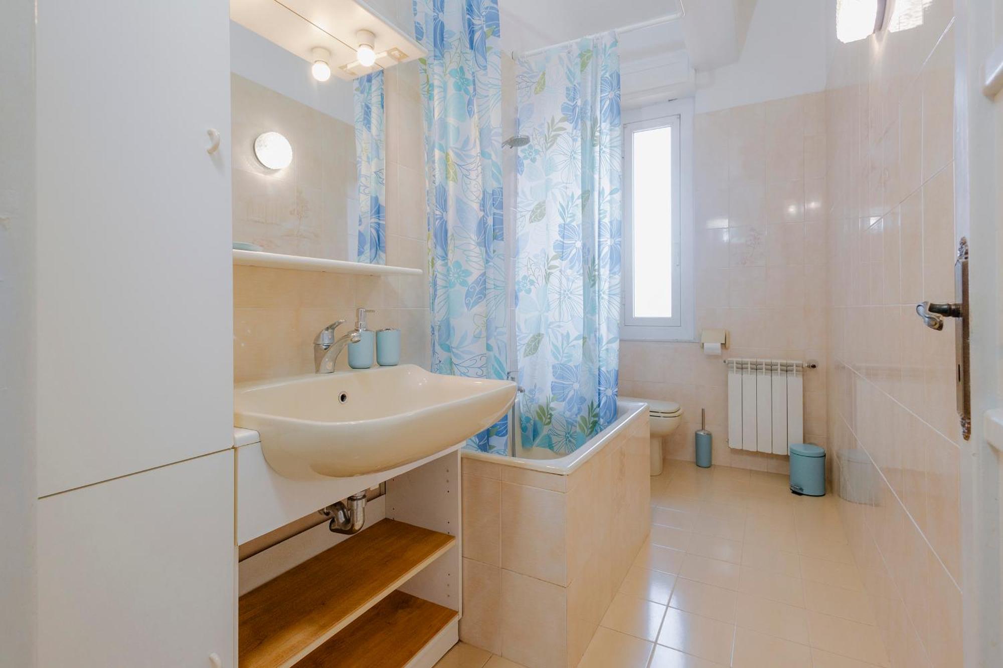 "L'Attico Bianco" City View 10 M A Piedi Dal Mare Savona Exterior foto