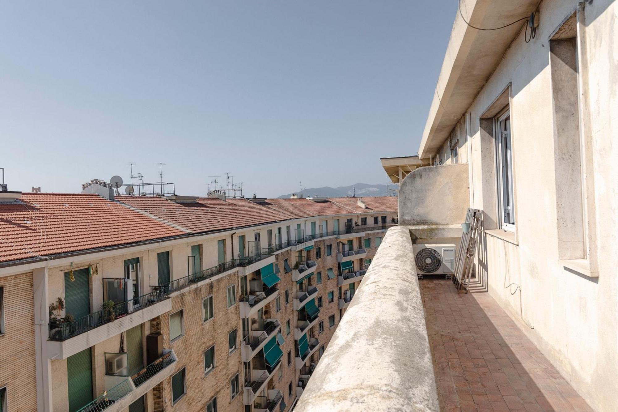 "L'Attico Bianco" City View 10 M A Piedi Dal Mare Savona Exterior foto