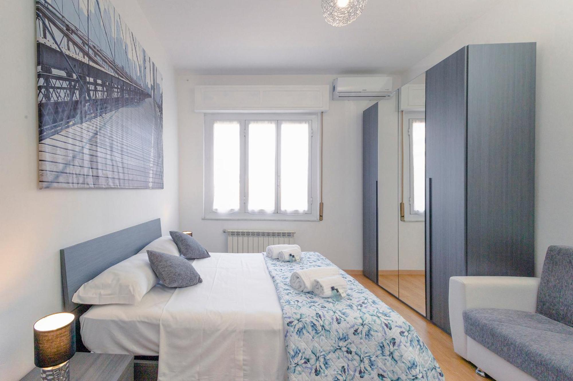 "L'Attico Bianco" City View 10 M A Piedi Dal Mare Savona Exterior foto