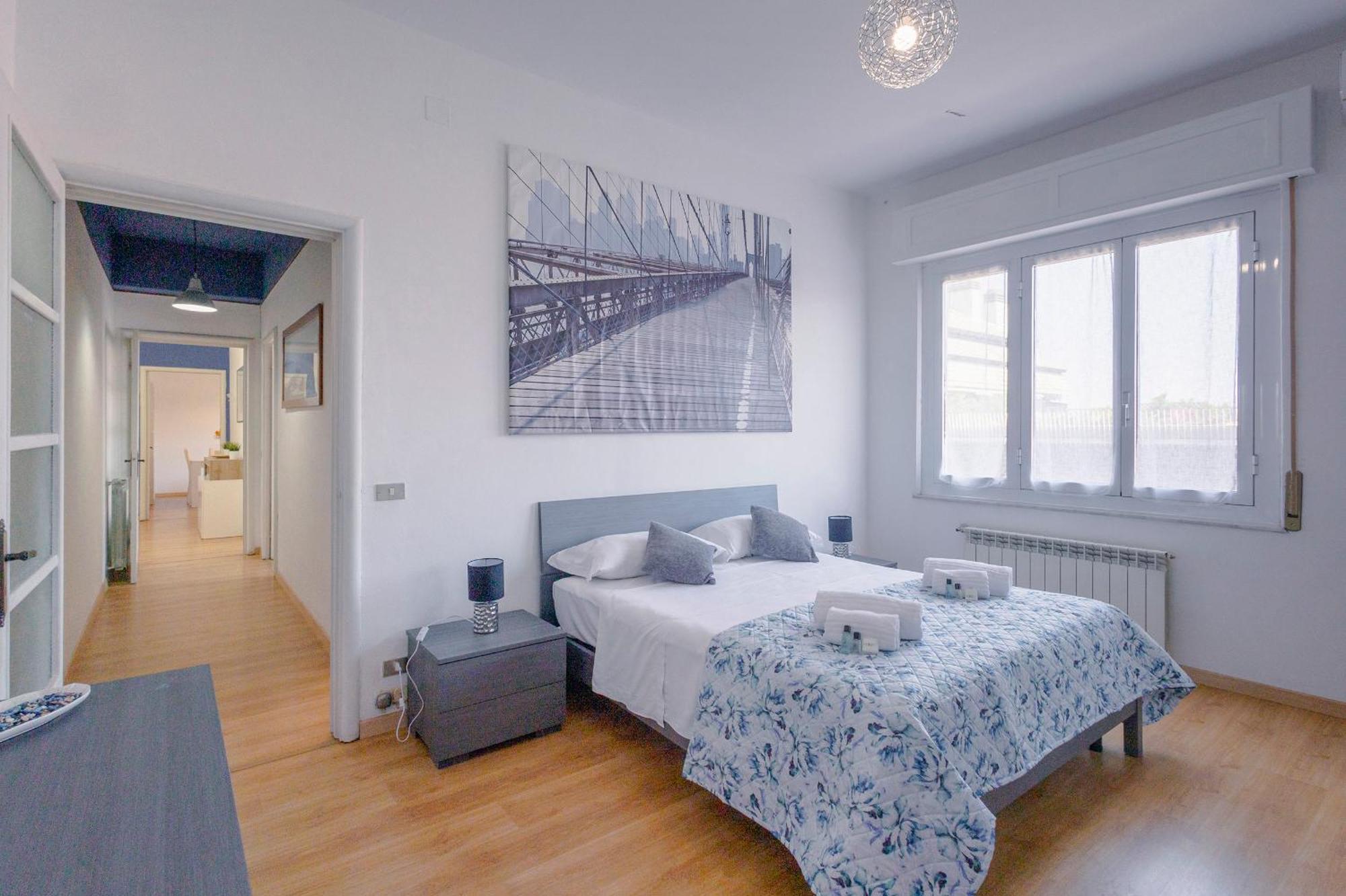 "L'Attico Bianco" City View 10 M A Piedi Dal Mare Savona Exterior foto